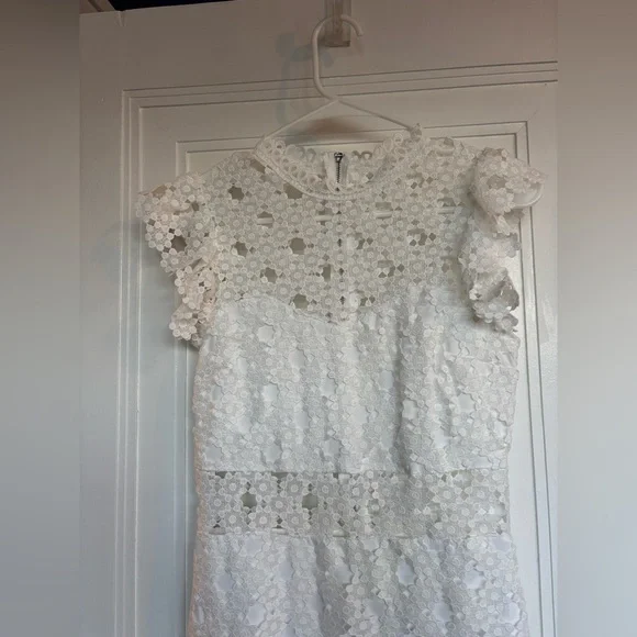 Petal & Pup White Lace Dress EUC XS - Picture 7 of 11